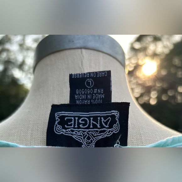 Vintage y2k Angie Maxi Dress with Peekaboo Keyhole Waist - Picture 4 of 4